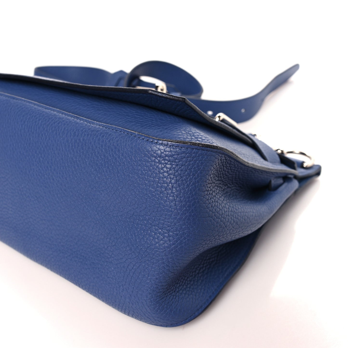 Taurillon Clemence Jypsiere 31 Bleu Brighton