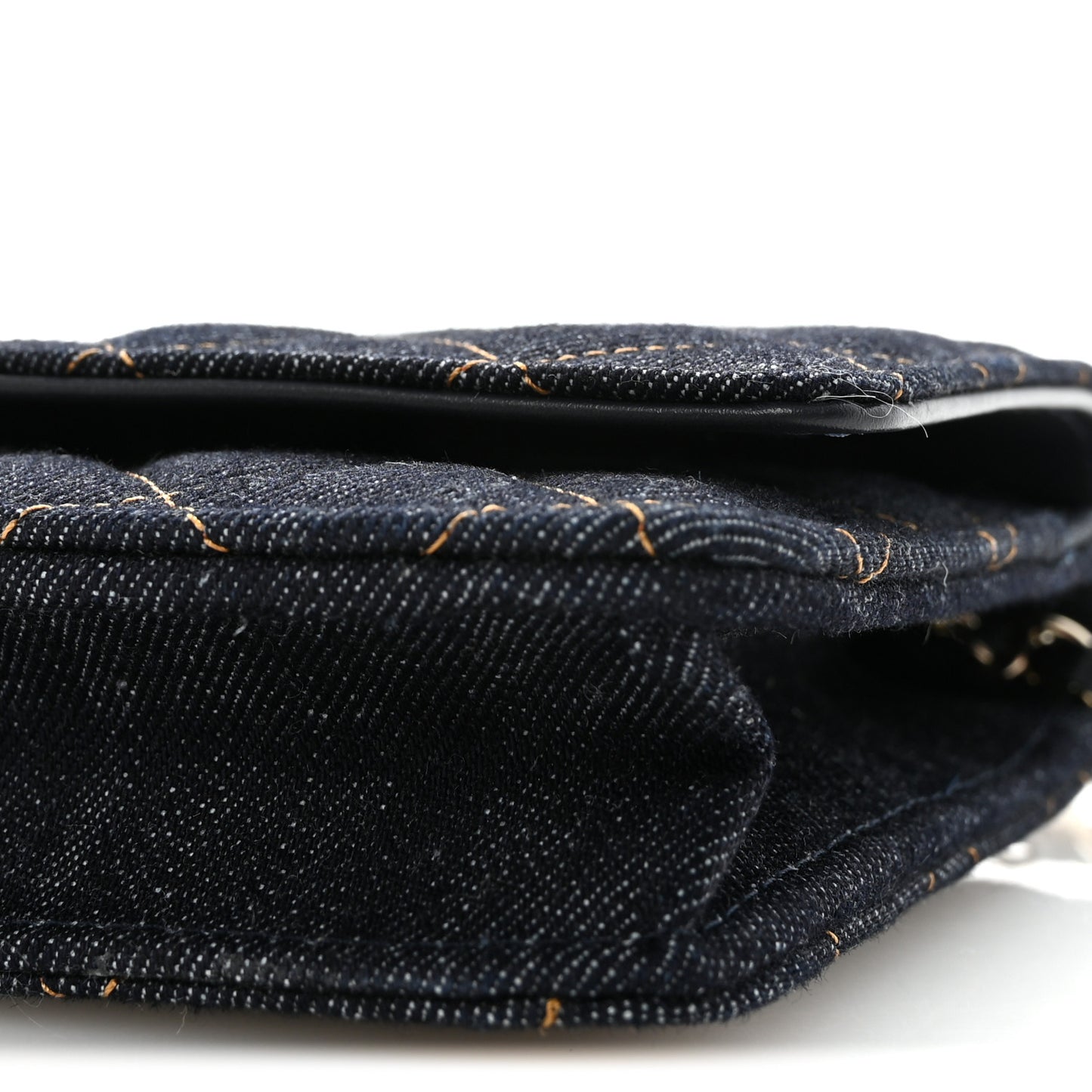 Denim Quilted CC Turnlock Wallet On Chain WOC Dark Blue Orange