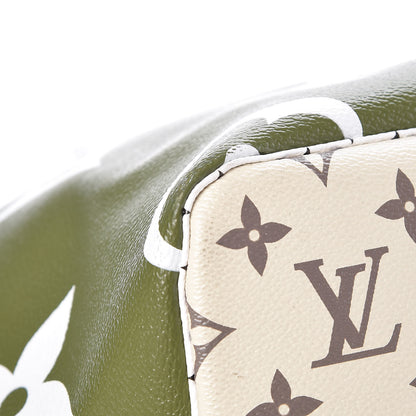 Louis Vuitton Monogram Giant Neverfull MM Kaki 11 of 14