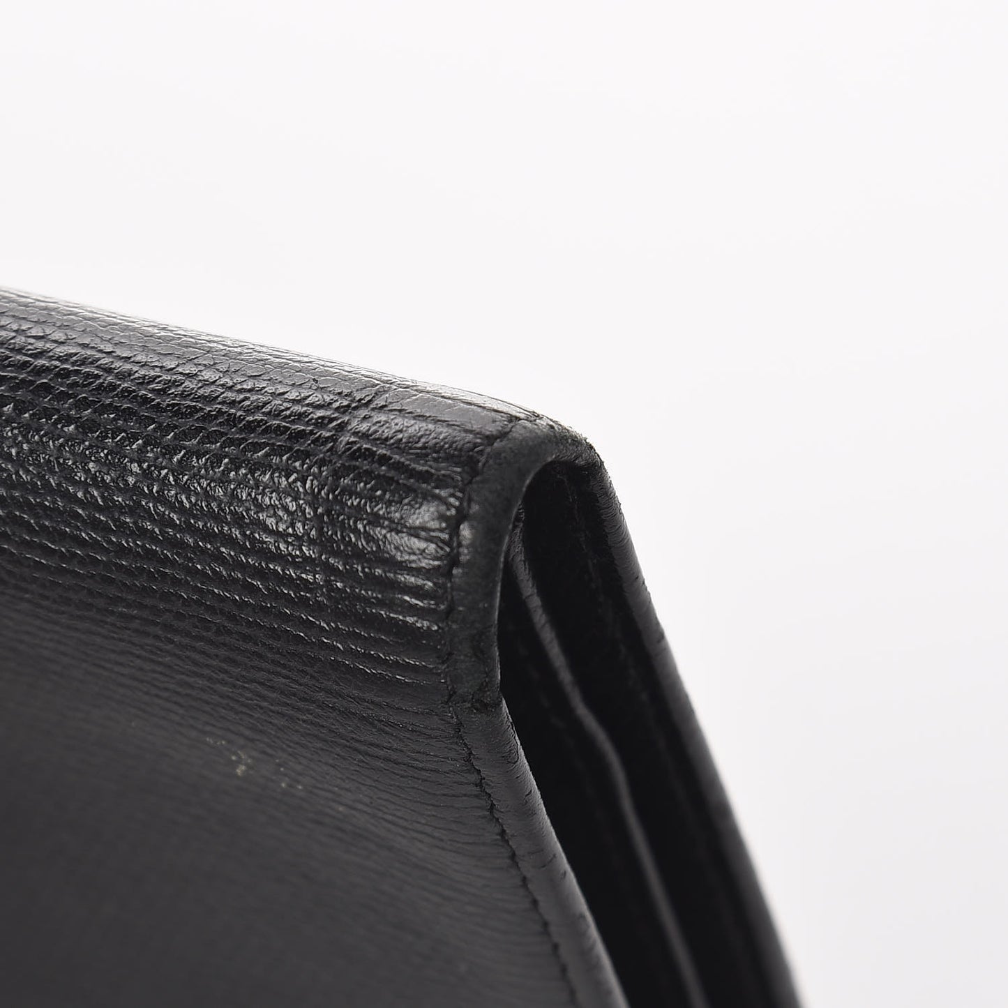 Grained Calfskin CC Button Yen Wallet Black