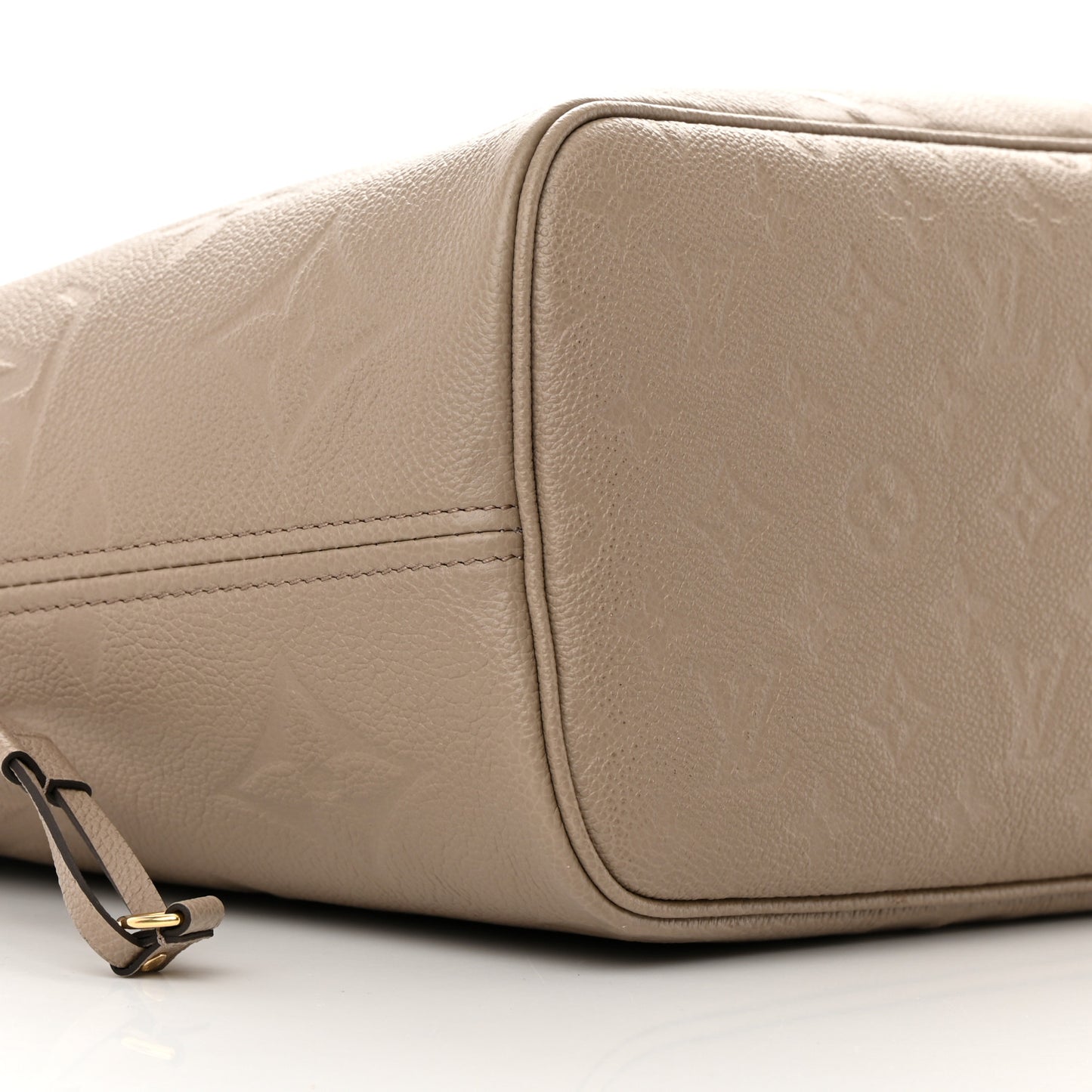 Empreinte Monogram Giant Neverfull MM Tourterelle