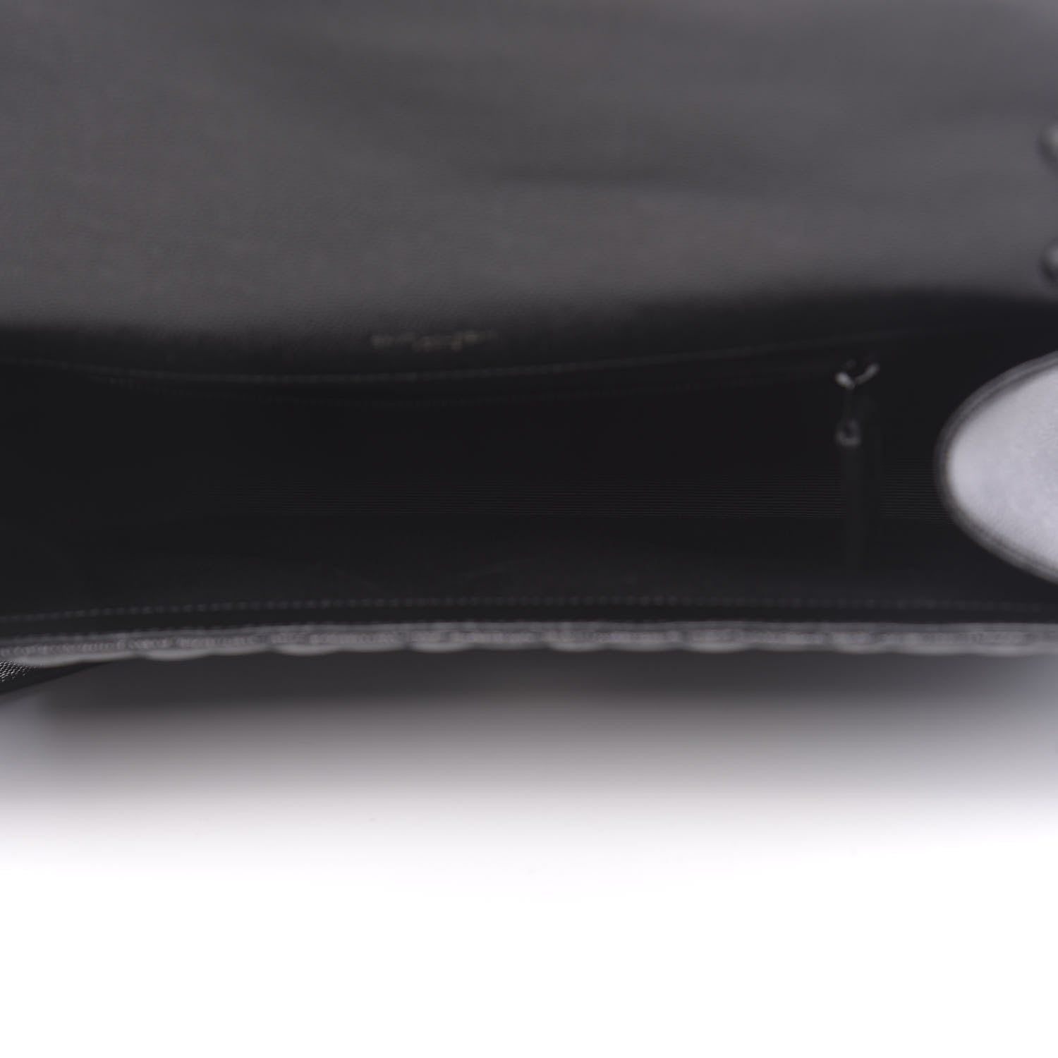 Saint Laurent Grain De Poudre Textured Mixed Matelasse Large Triquilt Monogram Monochrome Satchel Black 5 of 9