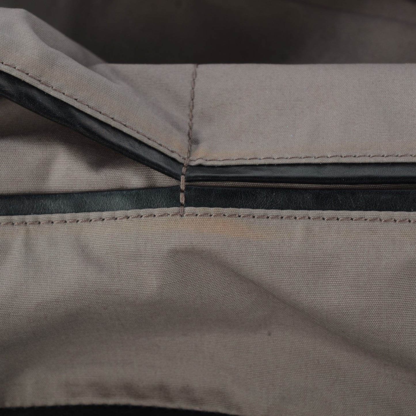 Leather Lightweight Duffel Black