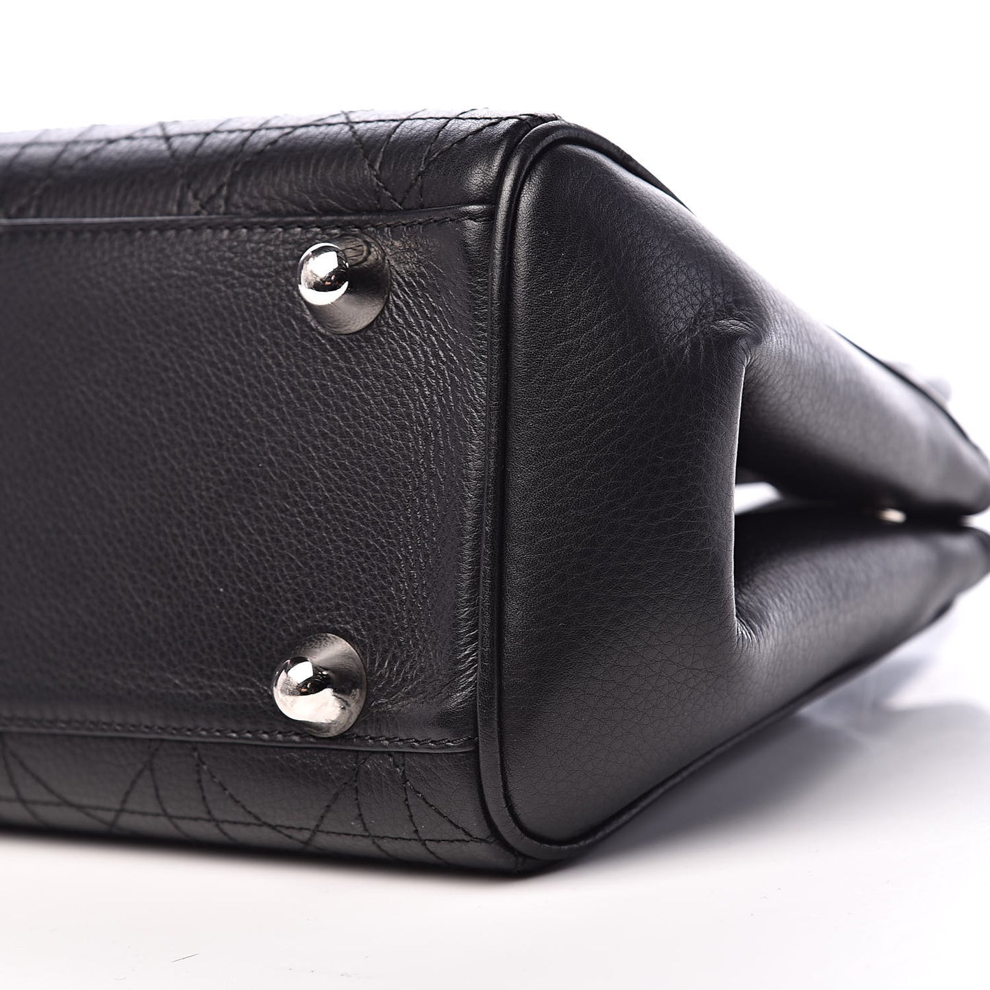 Calfskin Cannage Shoulder Bag Black