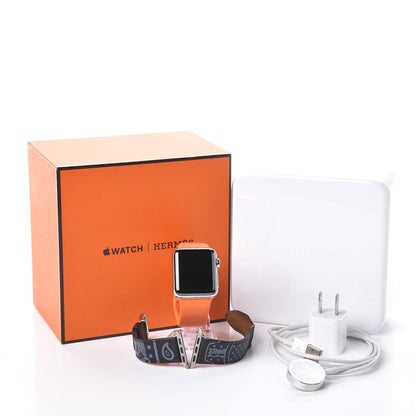 Hermes Gala 38mm Series 3 Apple Watch Eperon d'Or Bleu Marine 15 of 20