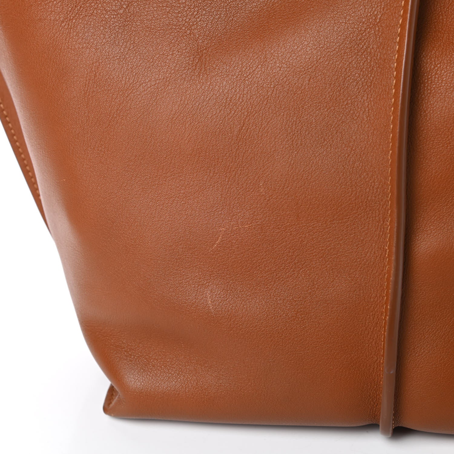 Chloe Smooth Calfskin Medium Vick Tote Caramel 13 of 13