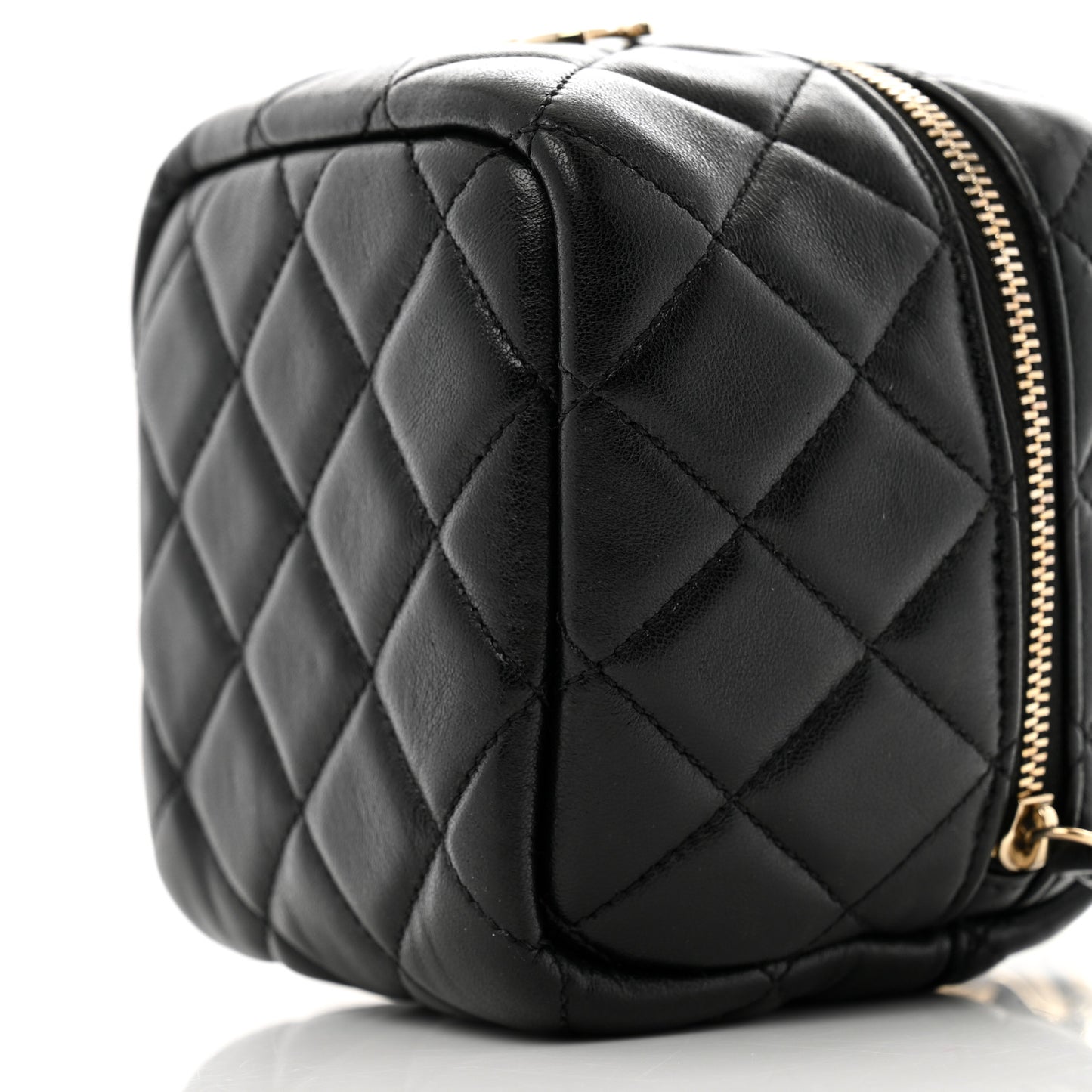 Lambskin Quilted Cube Chain Wristlet Case Black