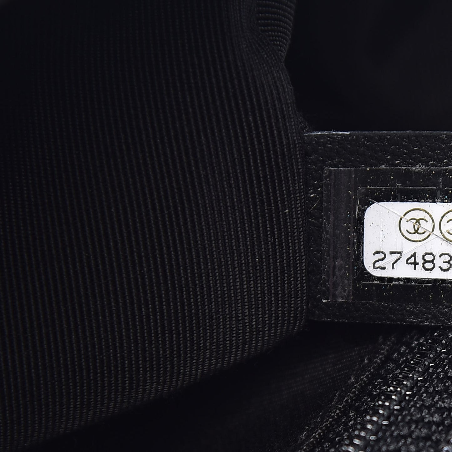 Caviar Quilted New Medium Boy Flap Black