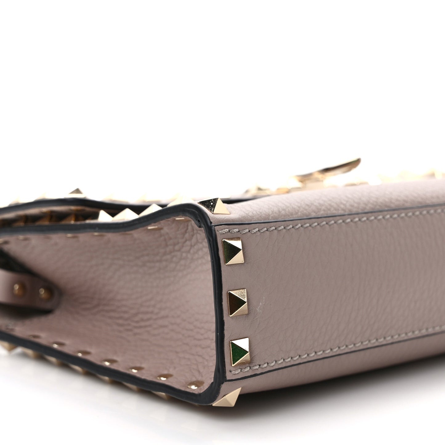 Pebbled Calfskin Medium Rockstud Flip Lock Crossbody Bag Clay