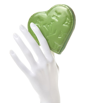 Cartier LOUIS VUITTON Vernis Heart Coin Purse Vert Tonic 2 of 9