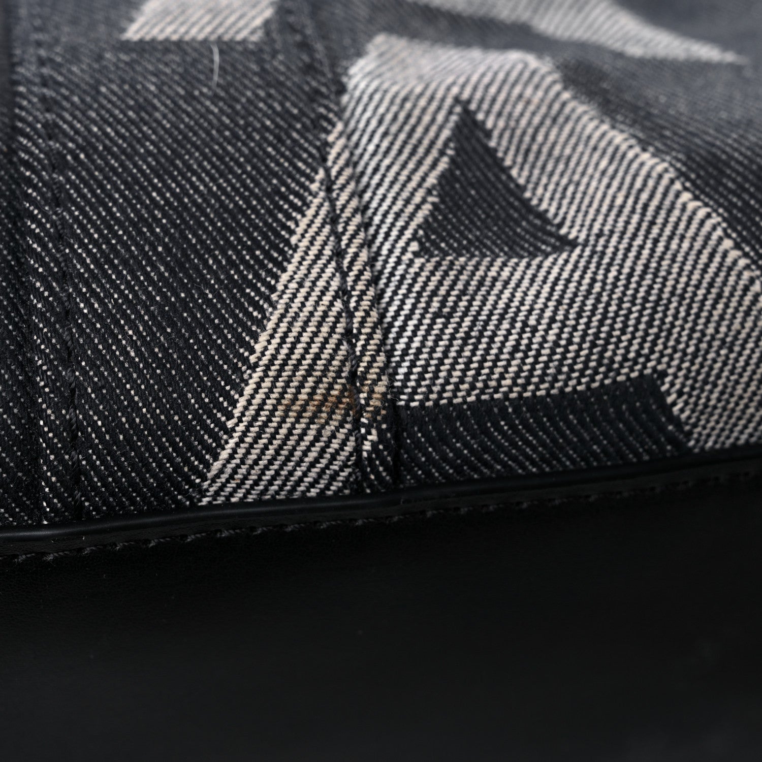 Marc Jacobs Denim Jacquard Medium The Monogram Tote Bag Denim Blue 13 of 18