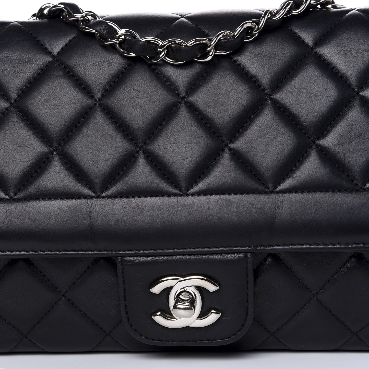 Lambskin Quilted Medium Single Flap Black