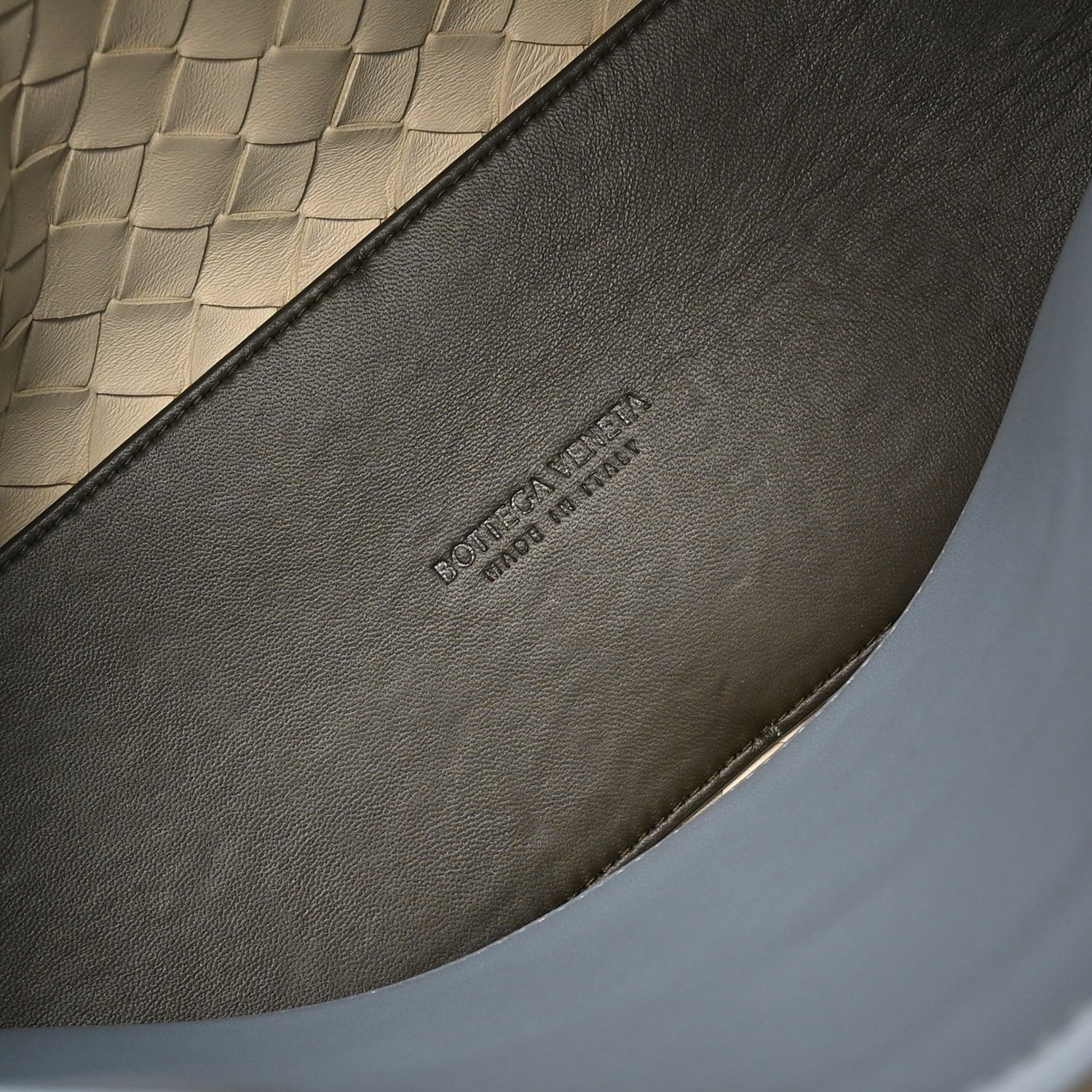 Bottega Veneta Nappa Intrecciato Medium Andiamo Shoulder Bag Sea Salt Ice Kaki 5 of 9