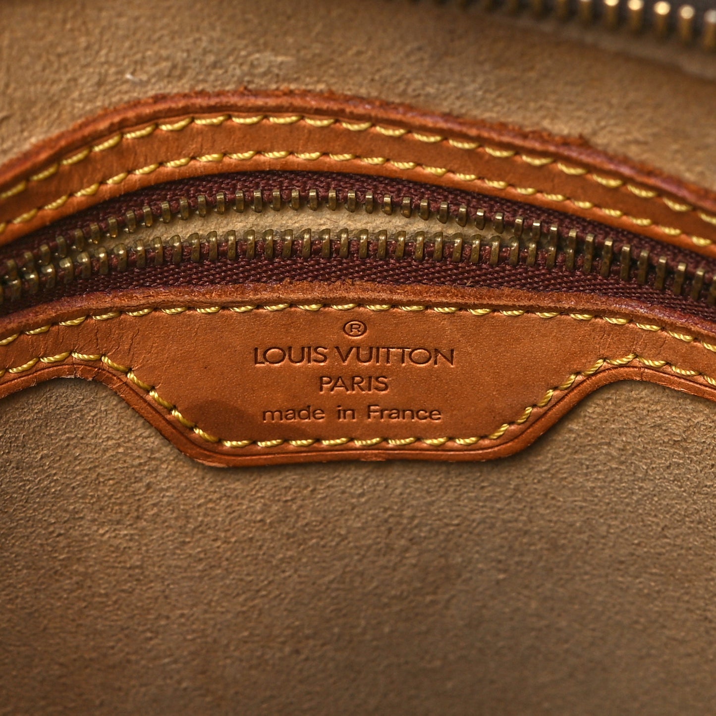 Monogram Looping MM