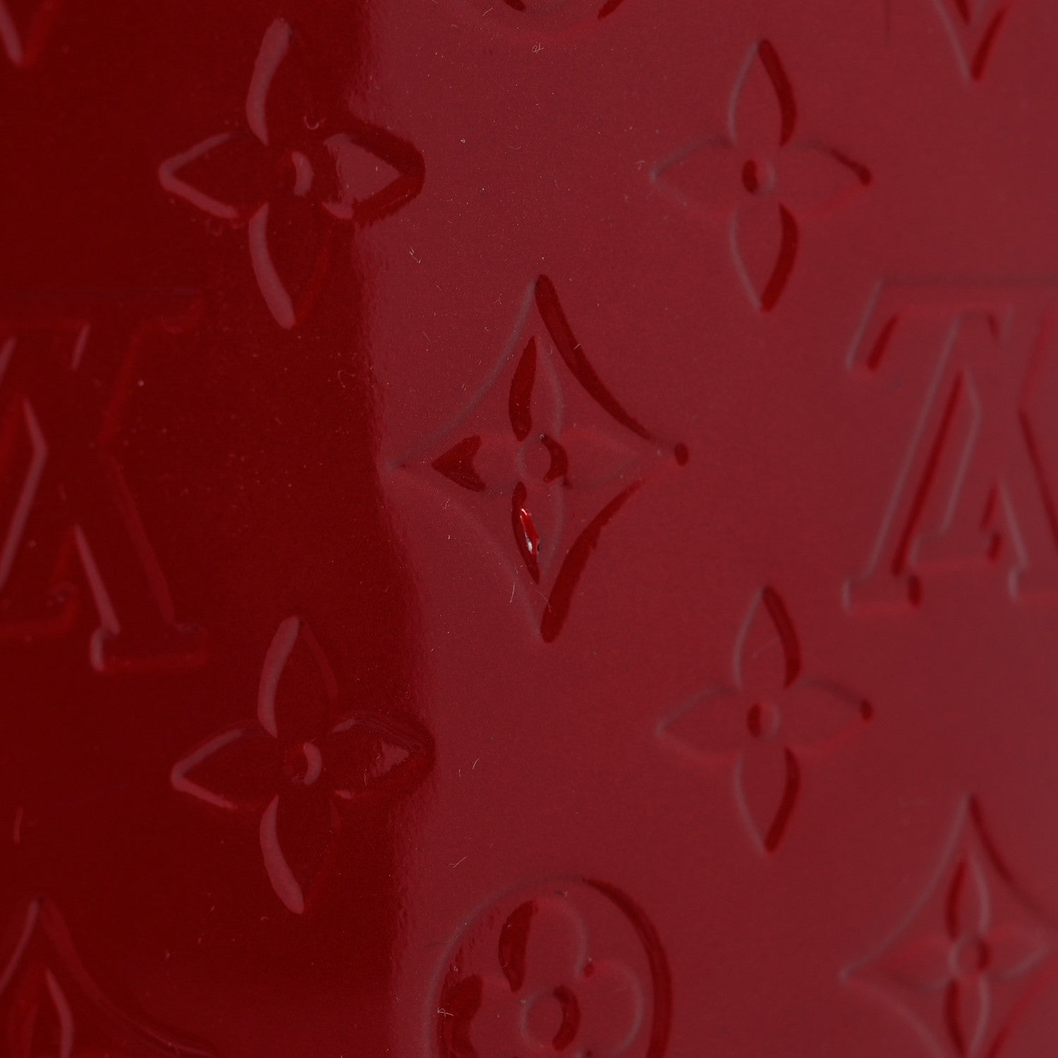 Louis Vuitton Vernis Pegase 45 Pomme D'Amour 13 of 16
