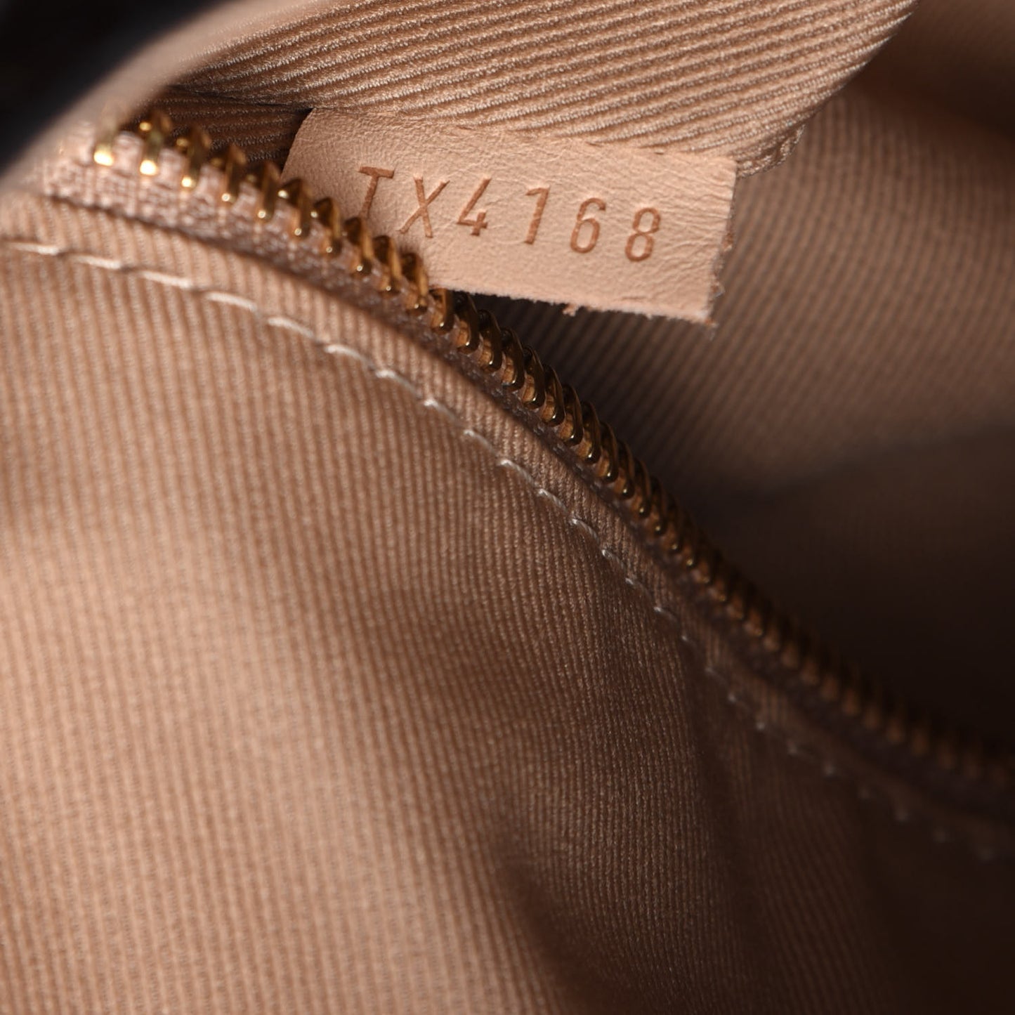 Monogram Graceful MM