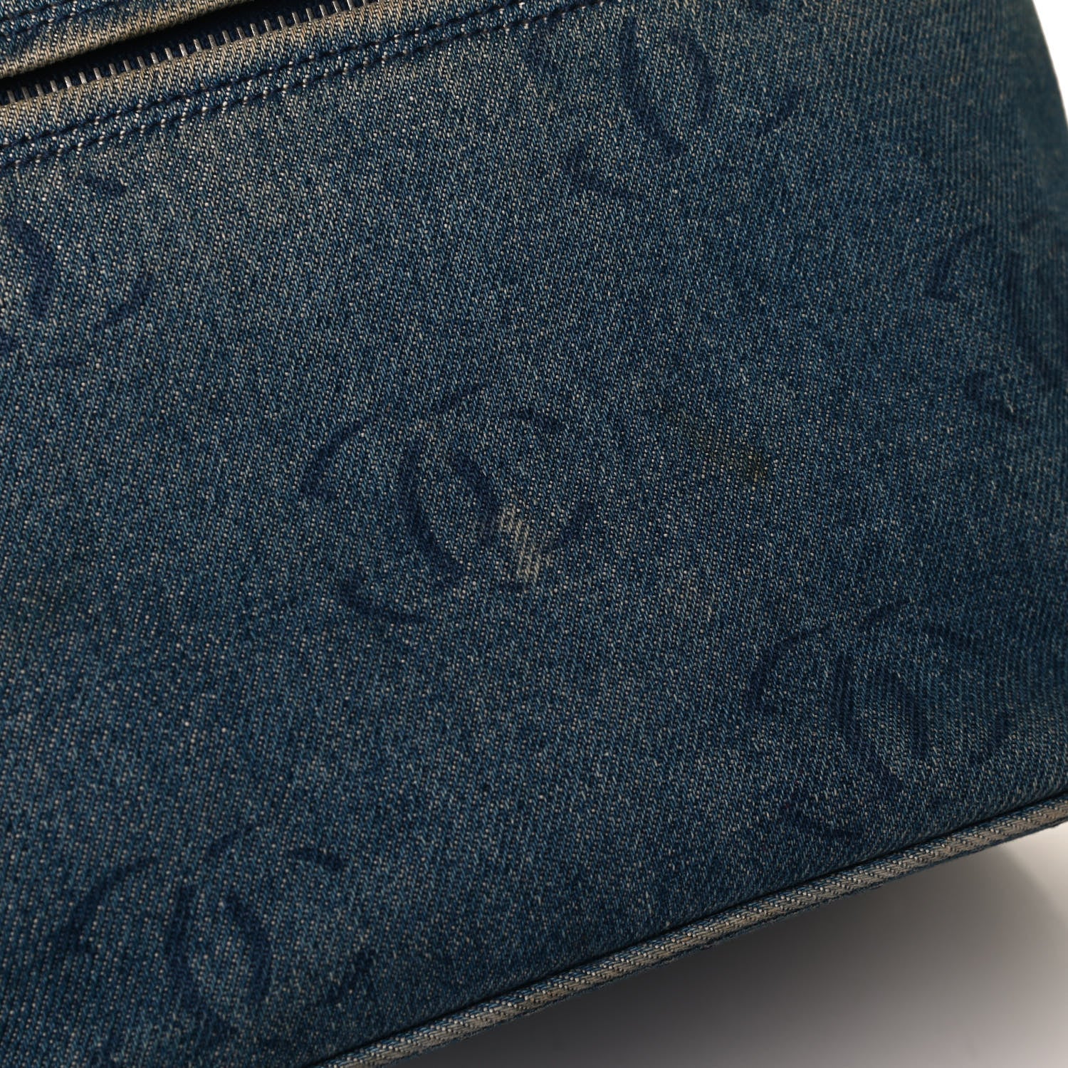 Chanel Denim Vanity Cosmetic Case Blue 17 of 19
