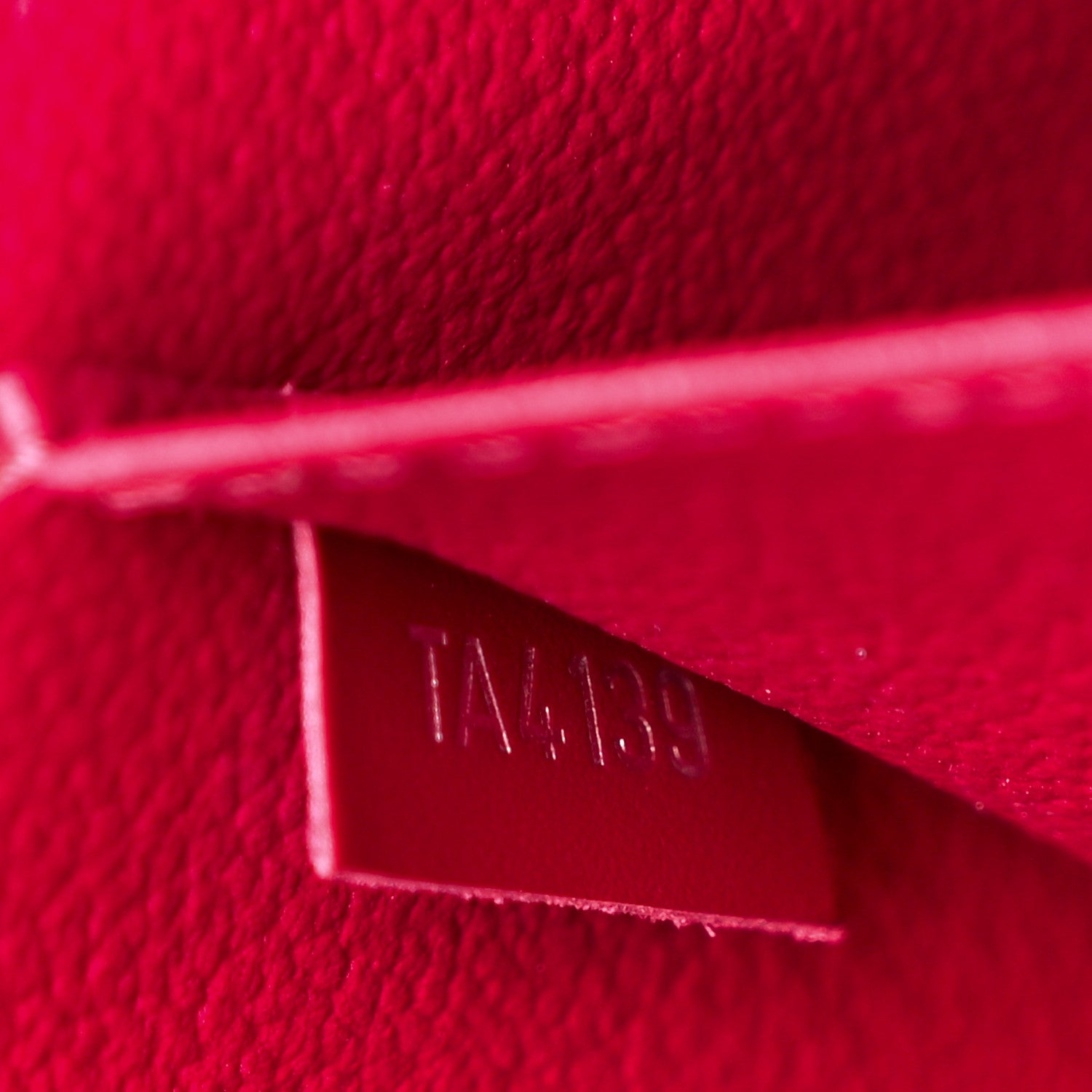 Louis Vuitton Epi Toiletry Pouch 26 Fuchsia 7 of 13