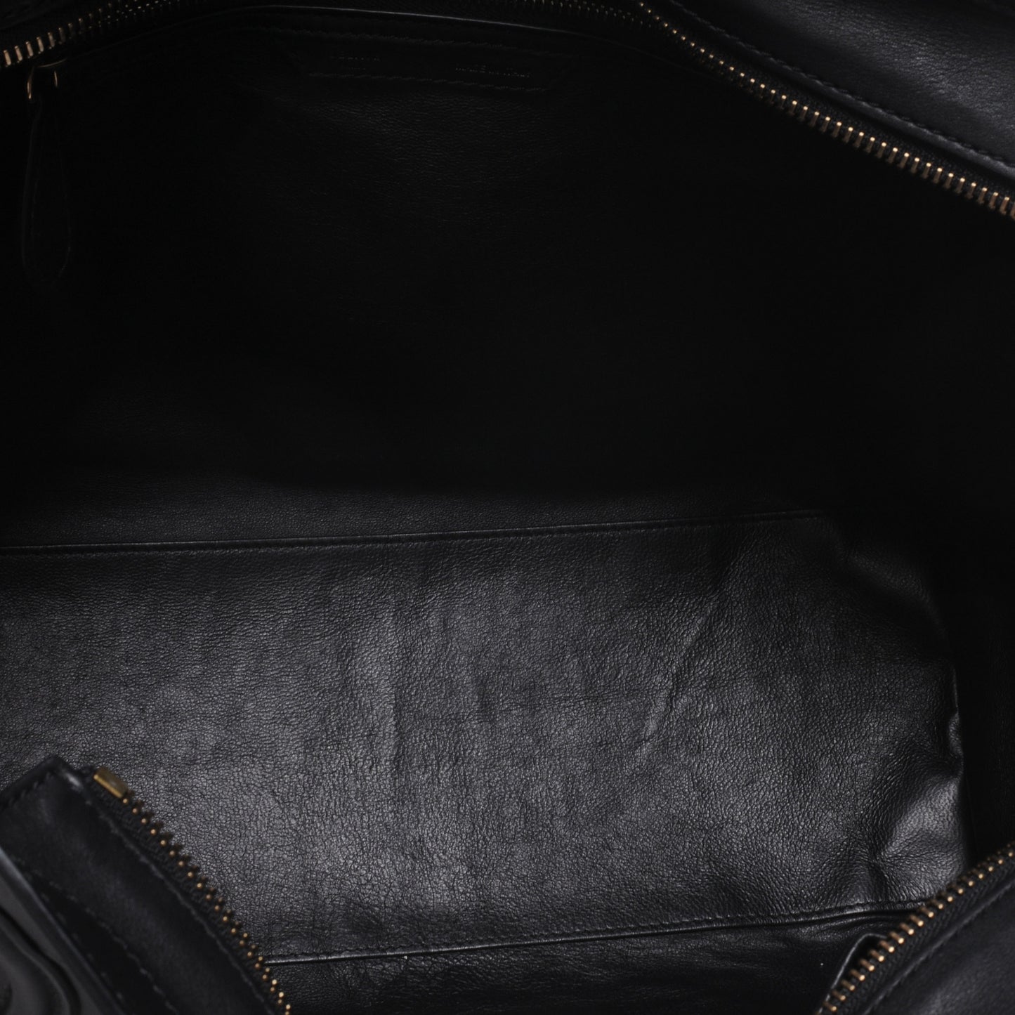 Smooth Calfskin Shoulder Luggage Black