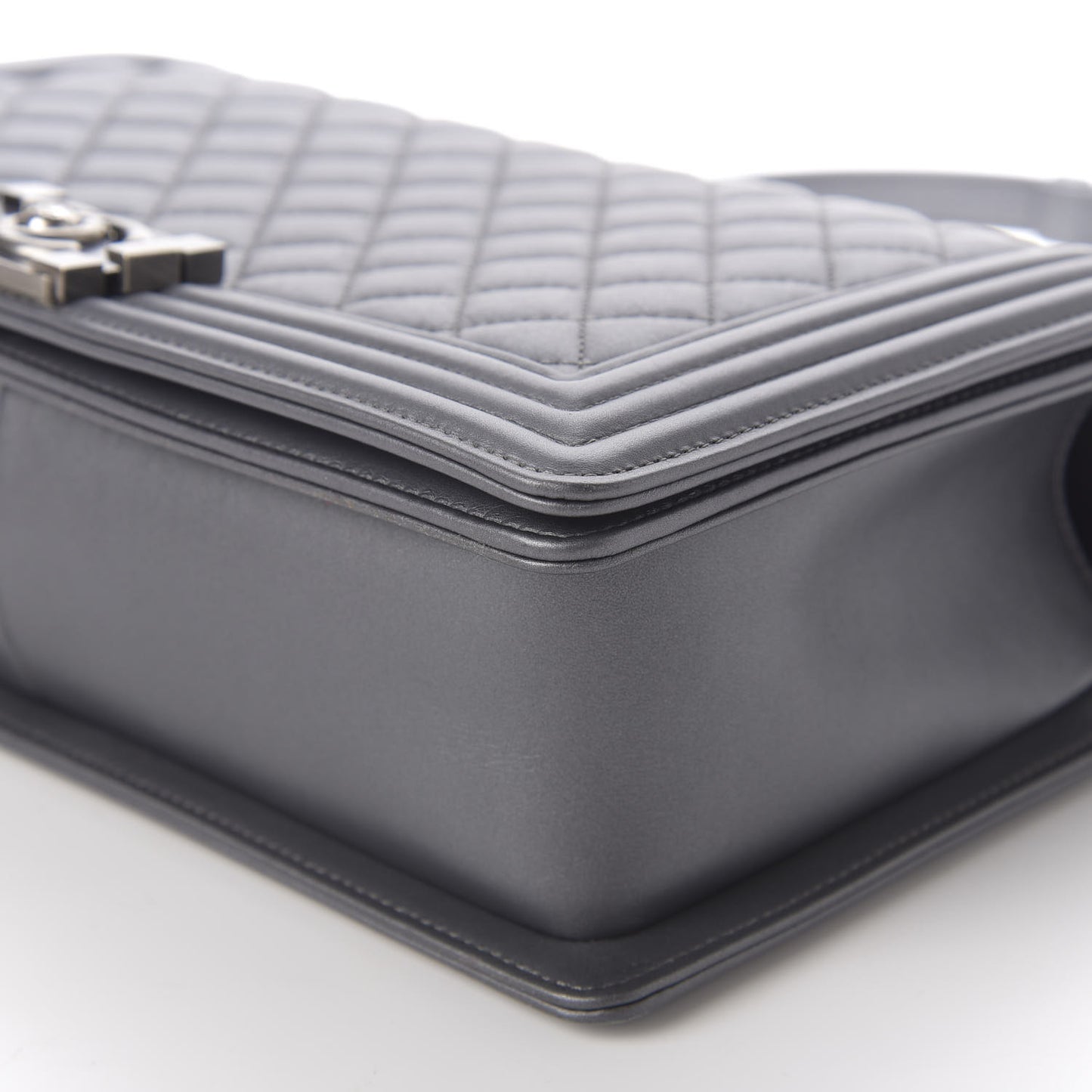 Metallic Calfskin Quilted New Medium Boy Flap Grey