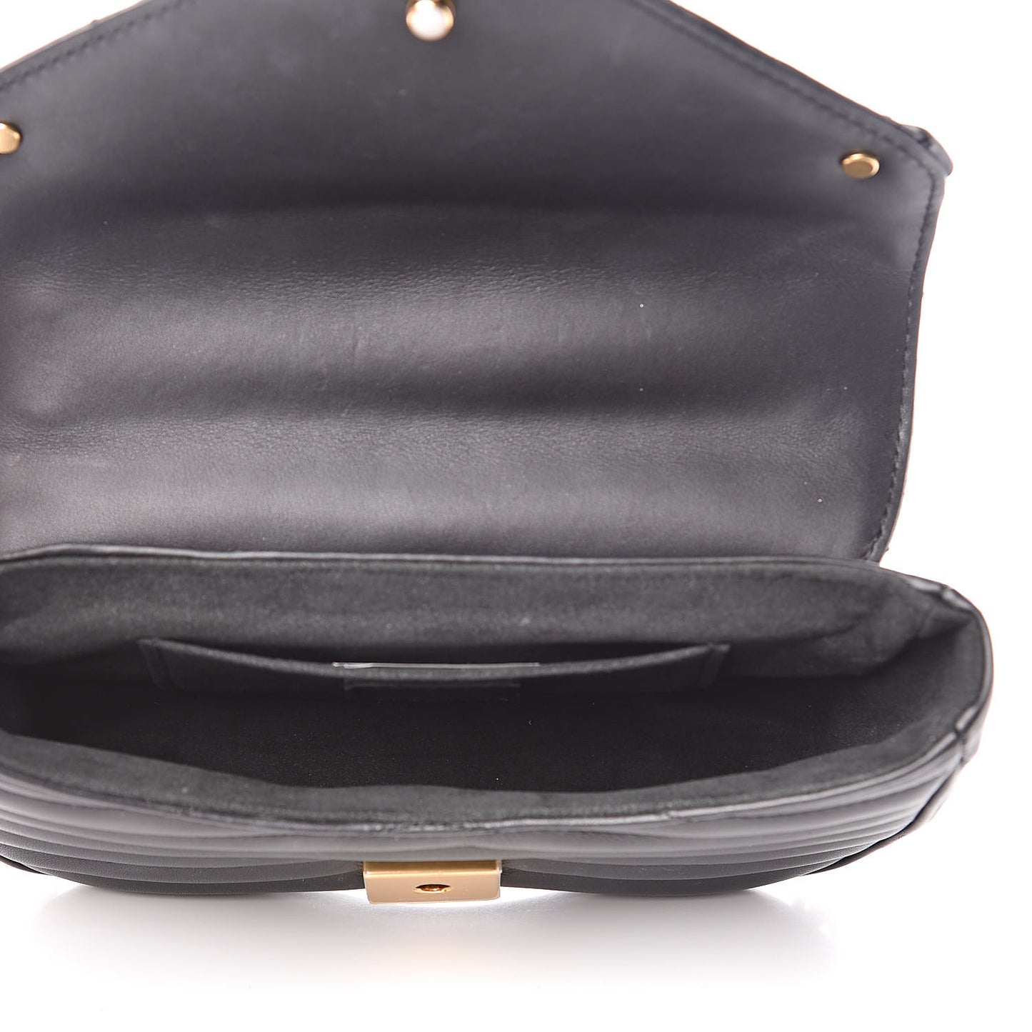 Calfskin New Wave Chain PM Black