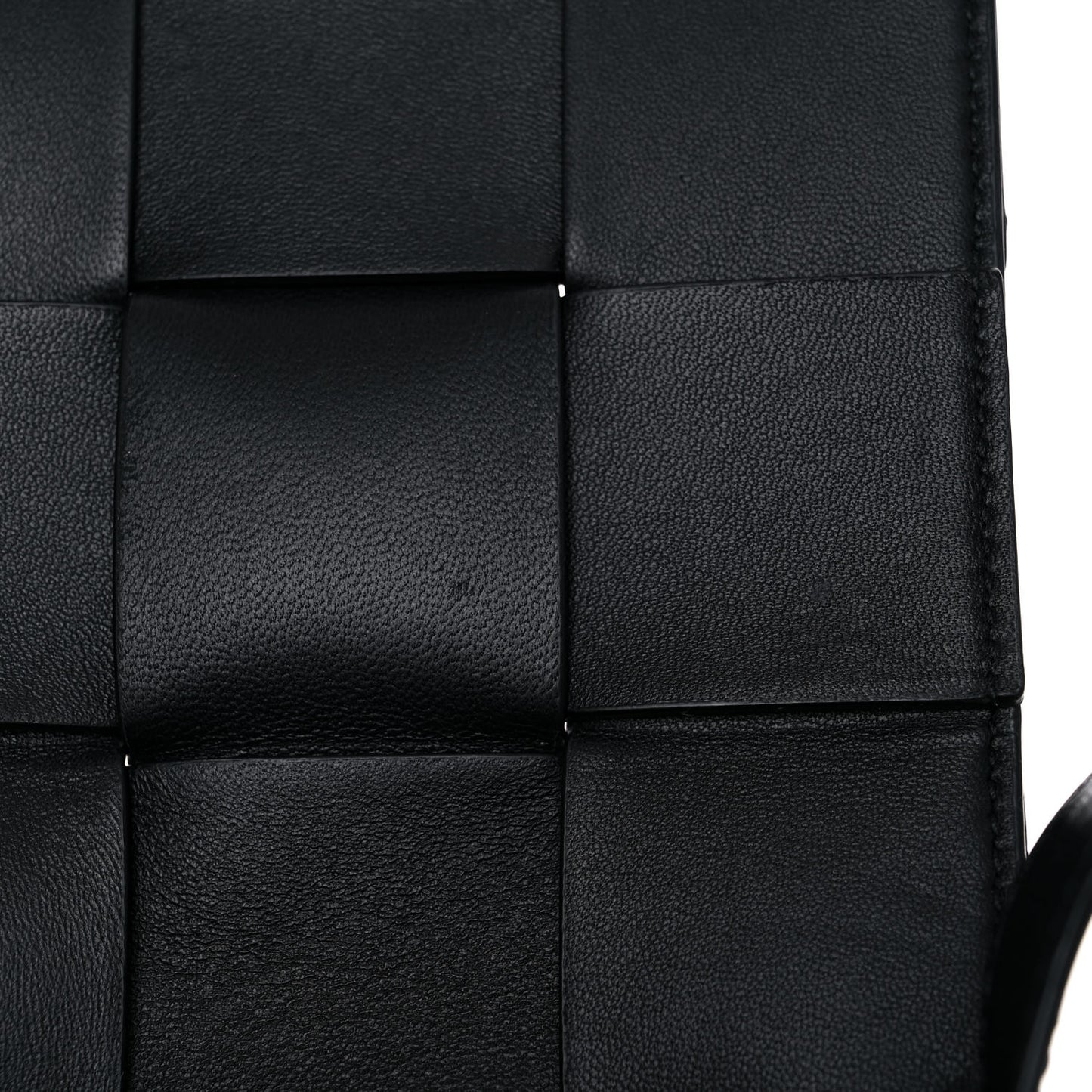 Spazzolato Maxi Intrecciato Cassette Crossbody Bag Black