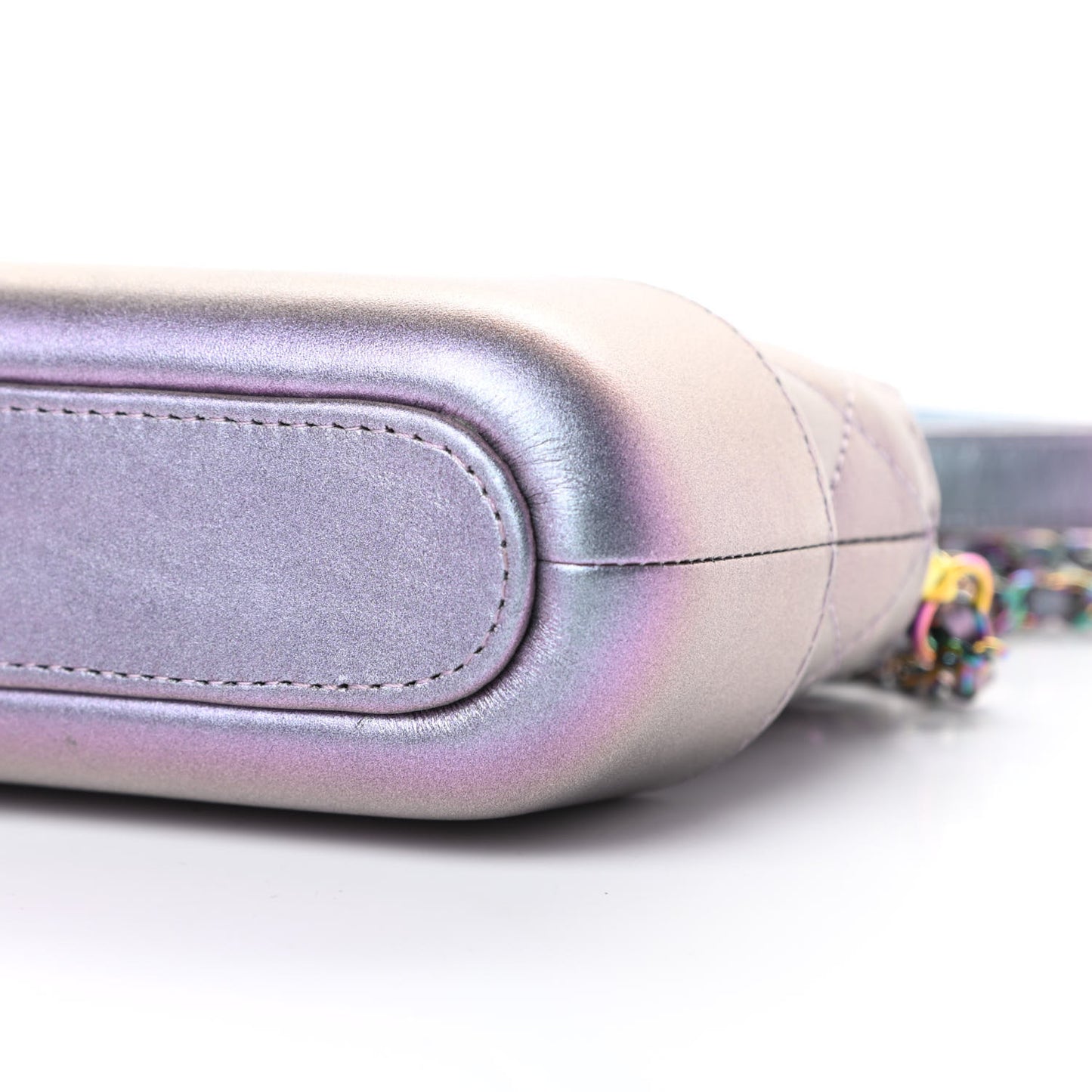 Iridescent Lambskin Calfskin Quilted Small Gabrielle Clutch With Chain Light Purple