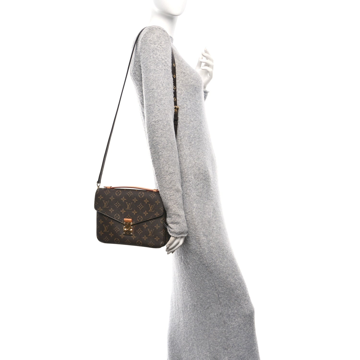Louis Vuitton Monogram Pochette Metis 2 of 9