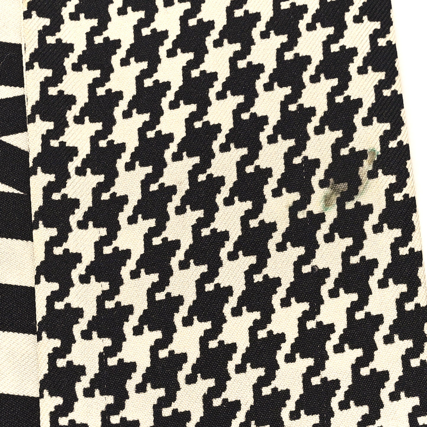 Silk 30 Montaigne Mitzah Scarf Black White