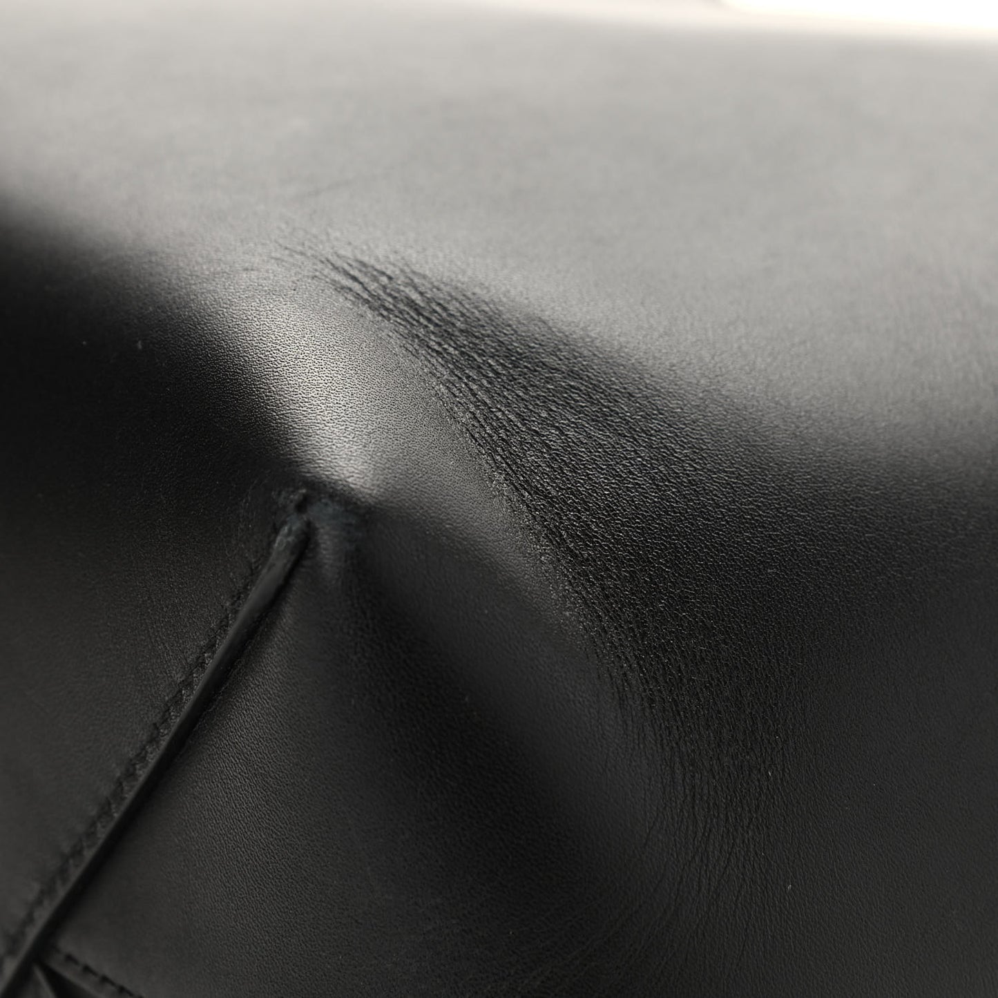 Shiny Smooth Calfskin Twisted Cabas Ivory Black