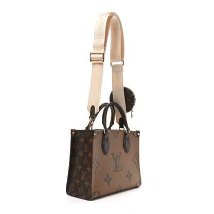 Louis Vuitton Reverse Monogram Giant Onthego PM 3 of 9