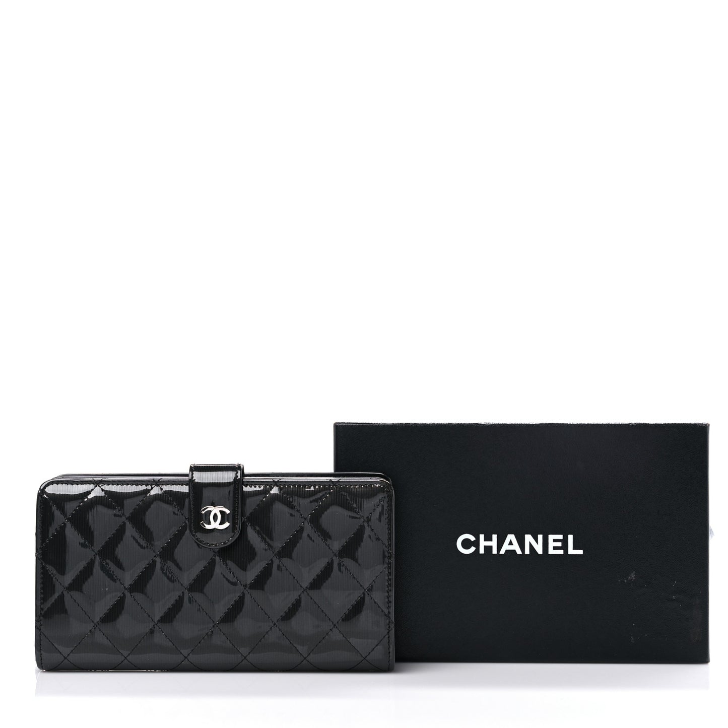 Striated Patent Quilted Zipped Pocket Long Wallet Black