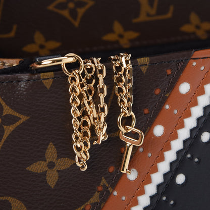 Louis Vuitton Monogram Pochette Metis MM 7 of 9