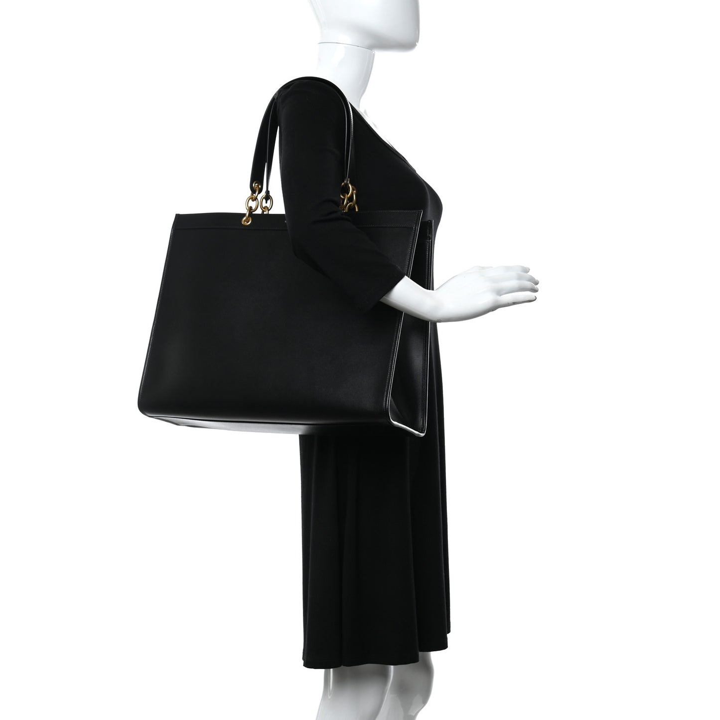 Smooth Calfskin Maillon Cabas Tote Black