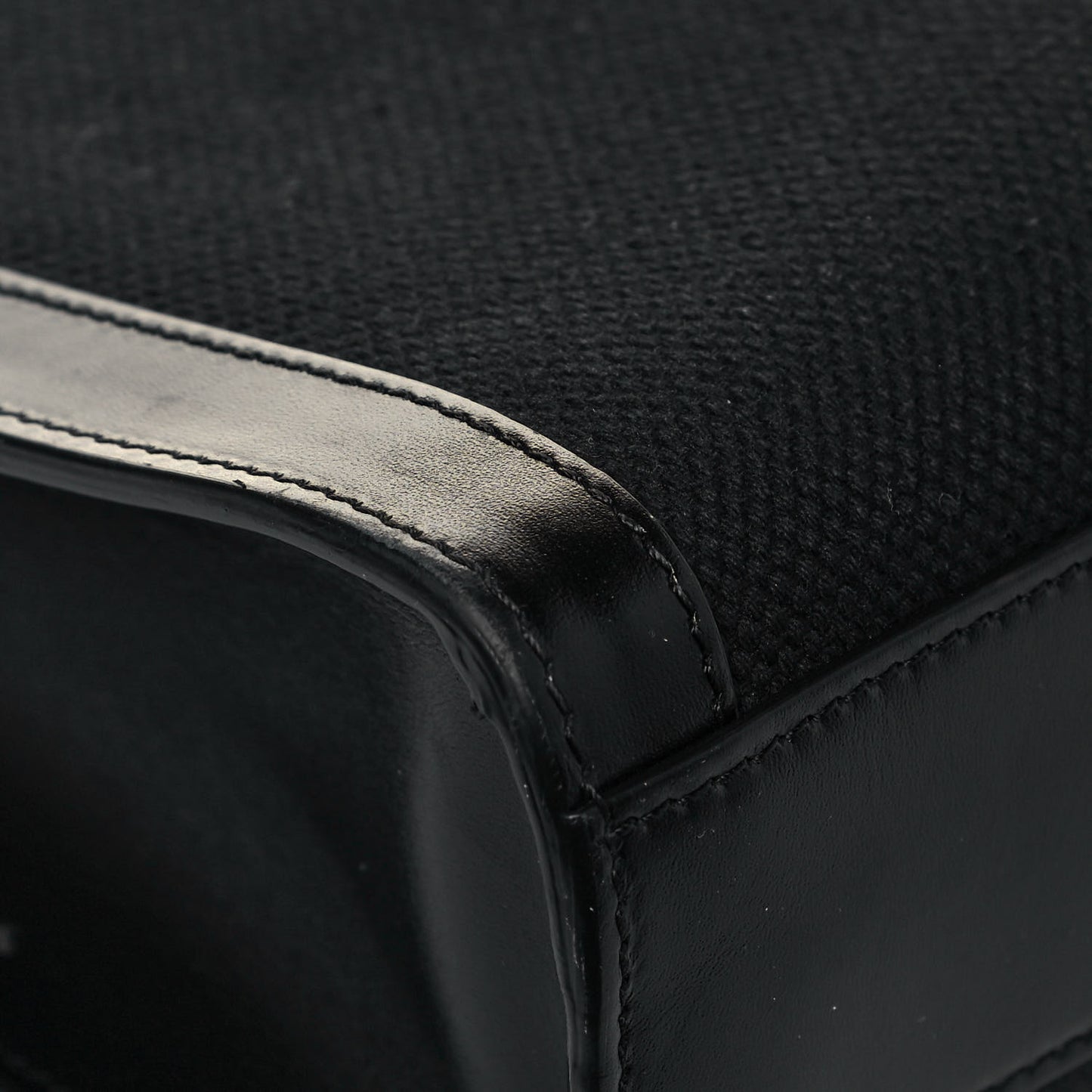 Canvas Calfskin Small Vertical Cabas Black