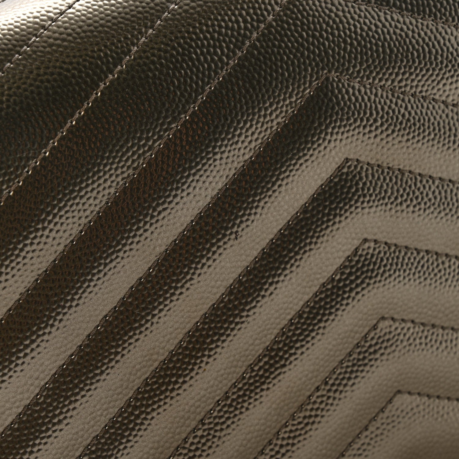 Saint Laurent Metallic Grain De Poudre Matelasse Chevron Monogram Chain Wallet Piombo 15 of 15