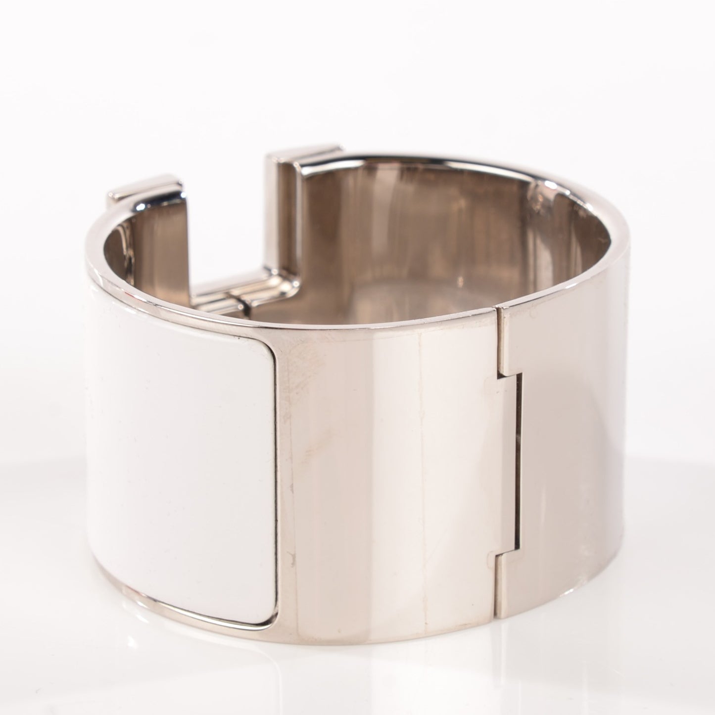 Enamel Extra Wide Clic Clac H Bracelet PM White