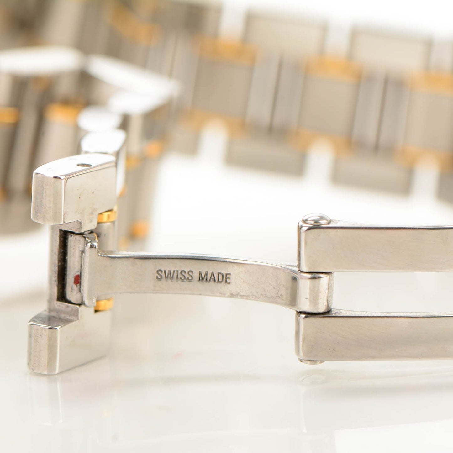 Stainless Steel 18K Yellow Gold 28mm Must De 21 Quartz Watch