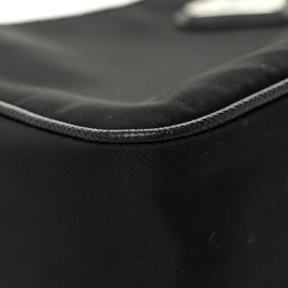 Prada Nylon Re-Edition 2005 Shoulder Bag Black 12 of 22