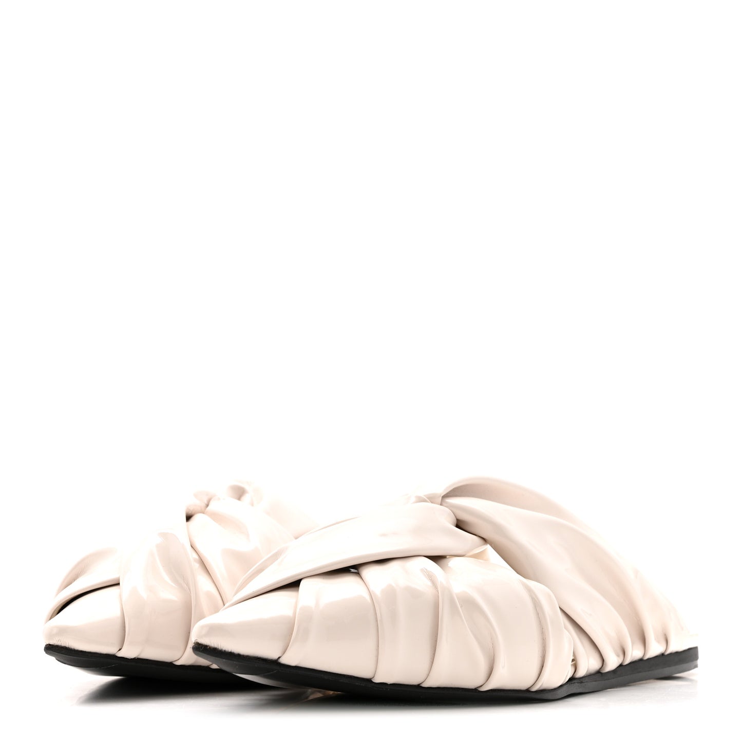 Lambskin Show Twist Flat Mule Sandals 40 Ivory