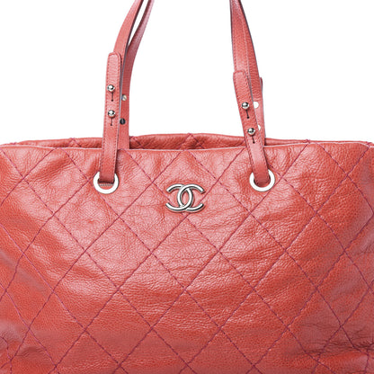 Chanel Glazed Calfskin Large On The Road Tote Red 9 of 11