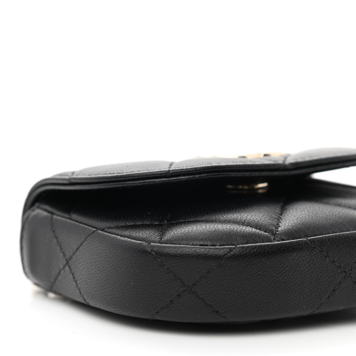 Lambskin Quilted Pearl Top Handle Clutch With Chain Black