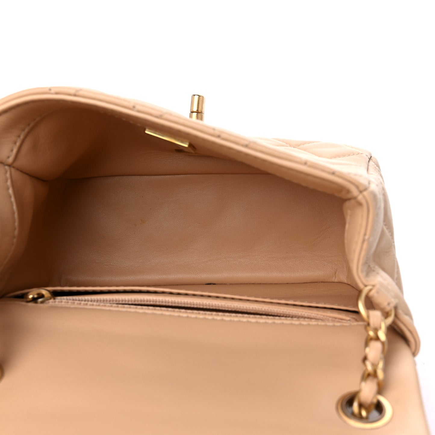 Lambskin Quilted Mini Pearl Crush Flap Beige