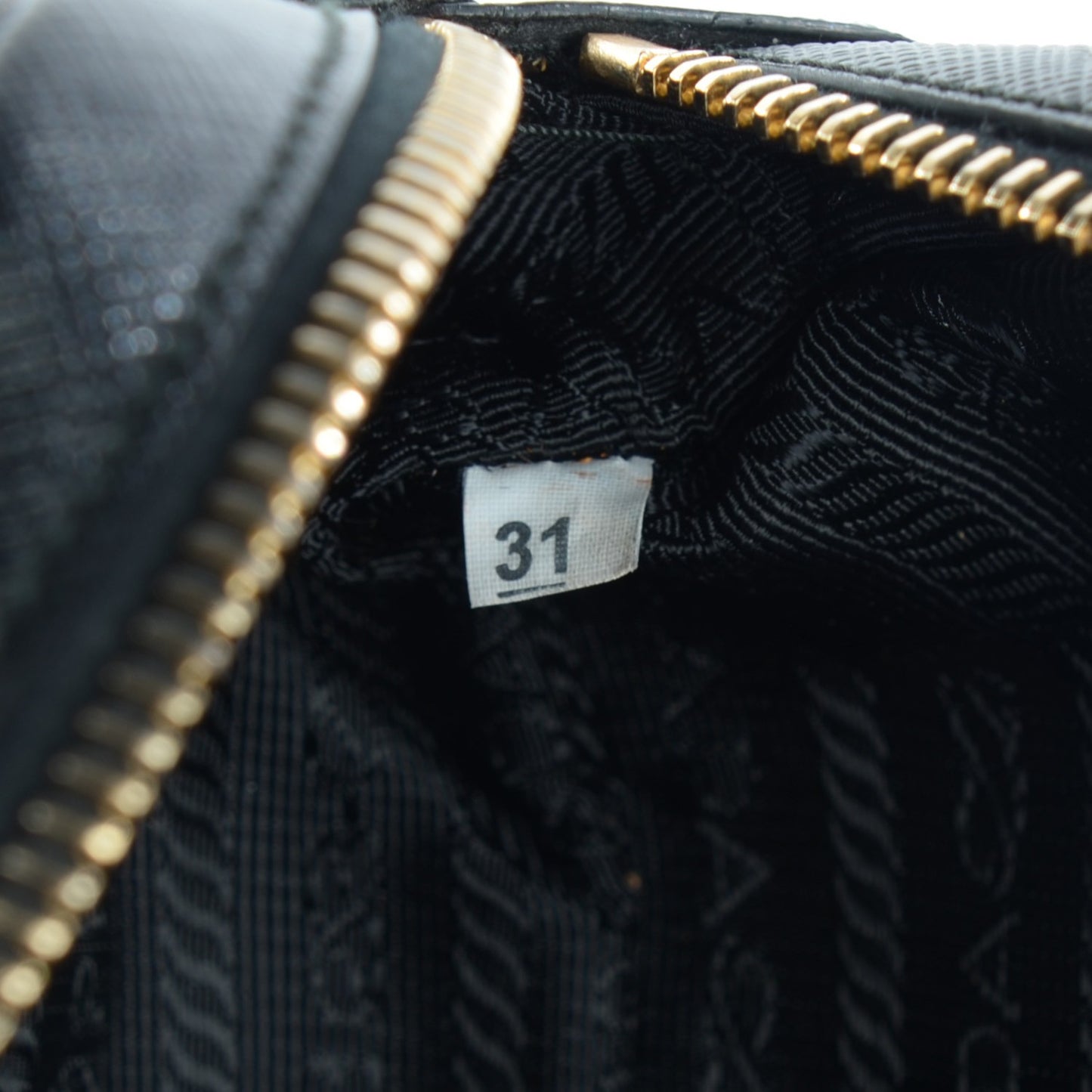 Saffiano Mini Camera Crossbody Bag Nero Black