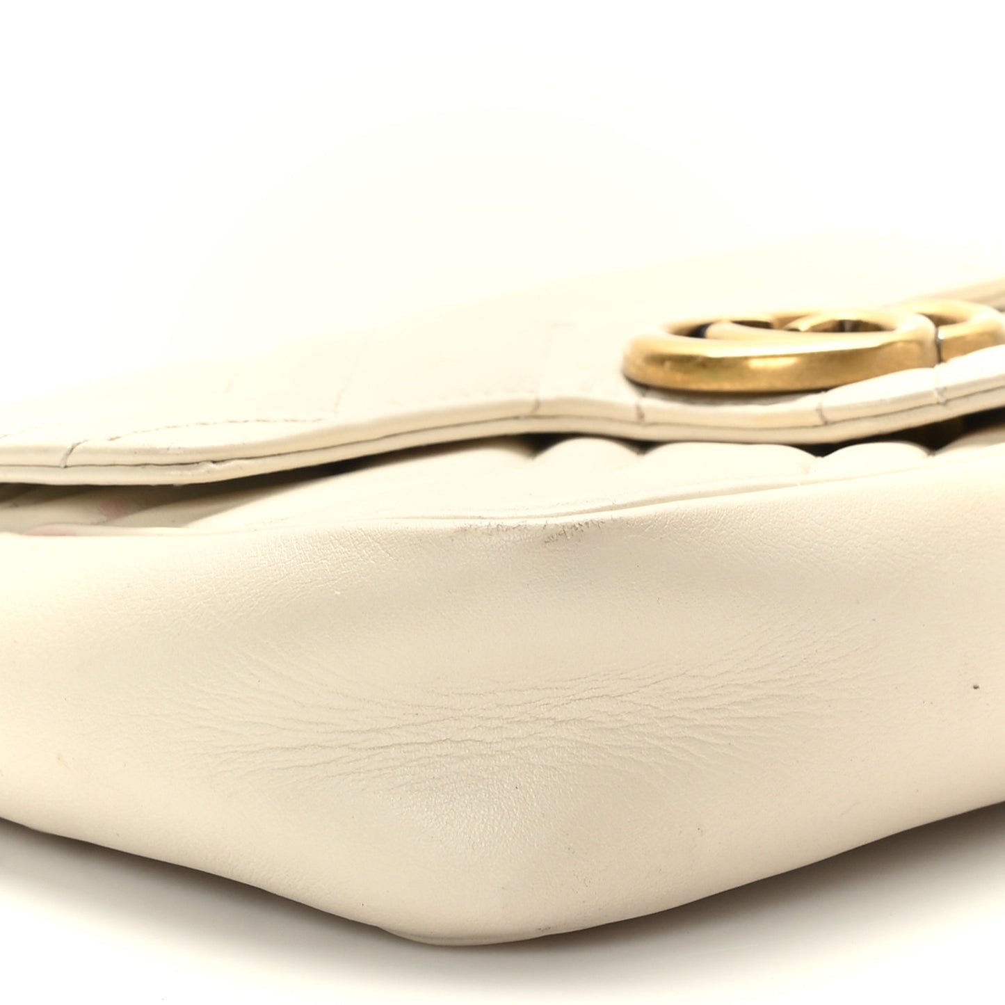 Calfskin Matelasse Super Mini GG Marmont Shoulder Bag White