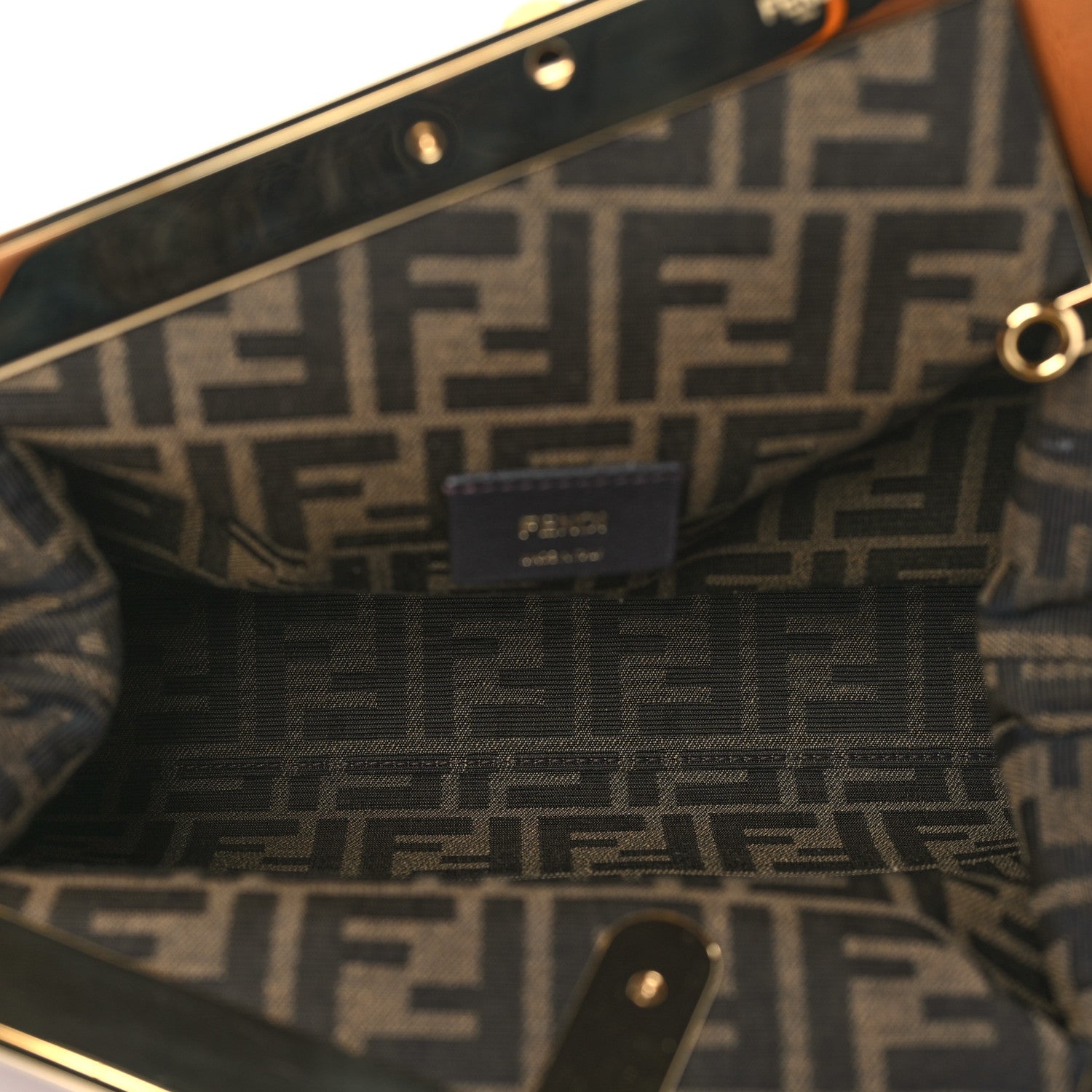 Fendi Shiny Nappa Medium Fendi First Caramello 5 of 9