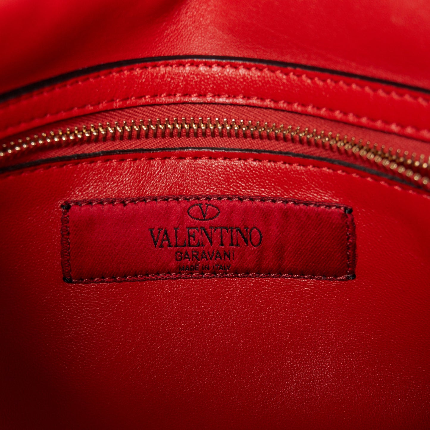 Velvet Medium Rockstud Spike Shoulder Bag Rosso Valentino