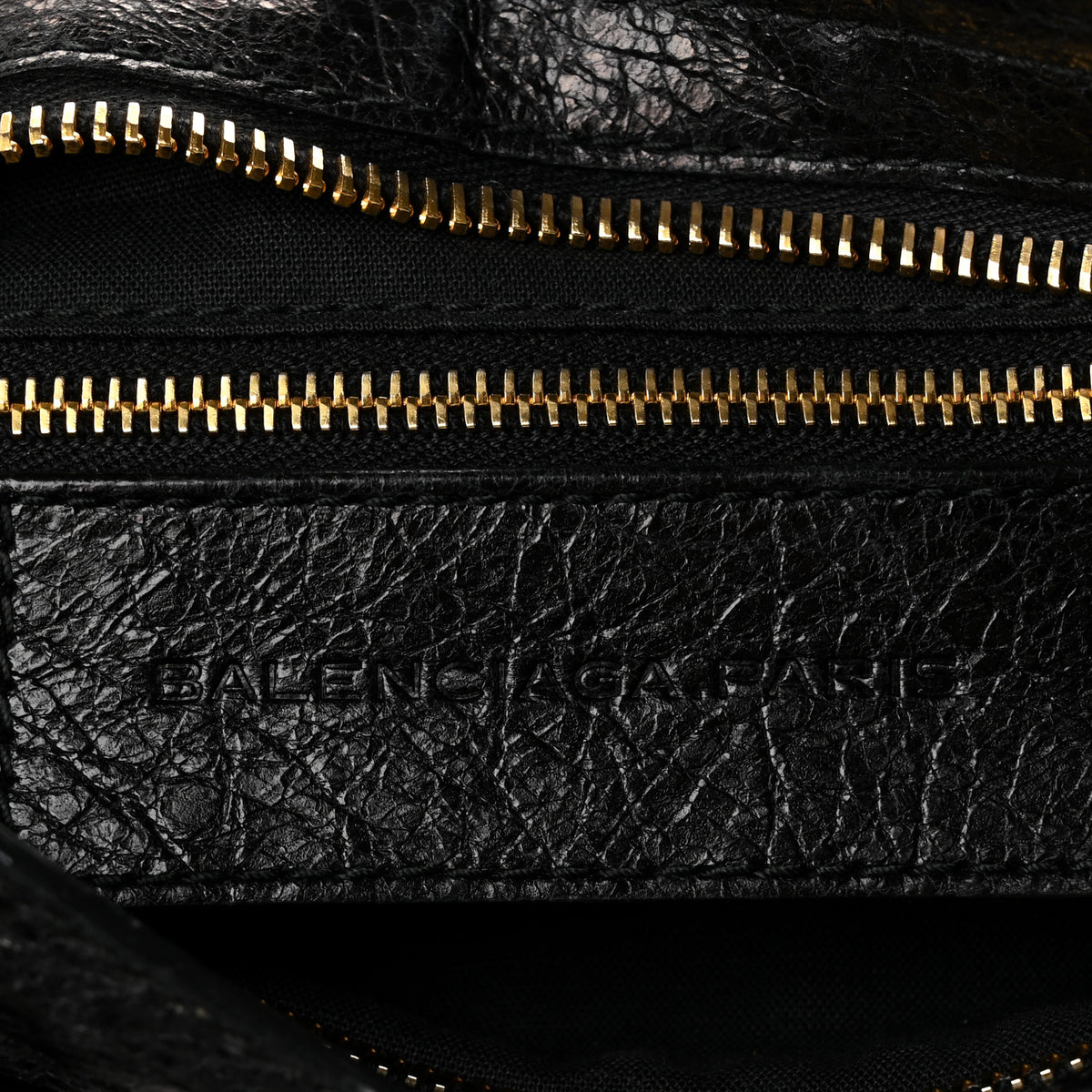 Agneau Giant 12 Gold Hardware Mini City Black
