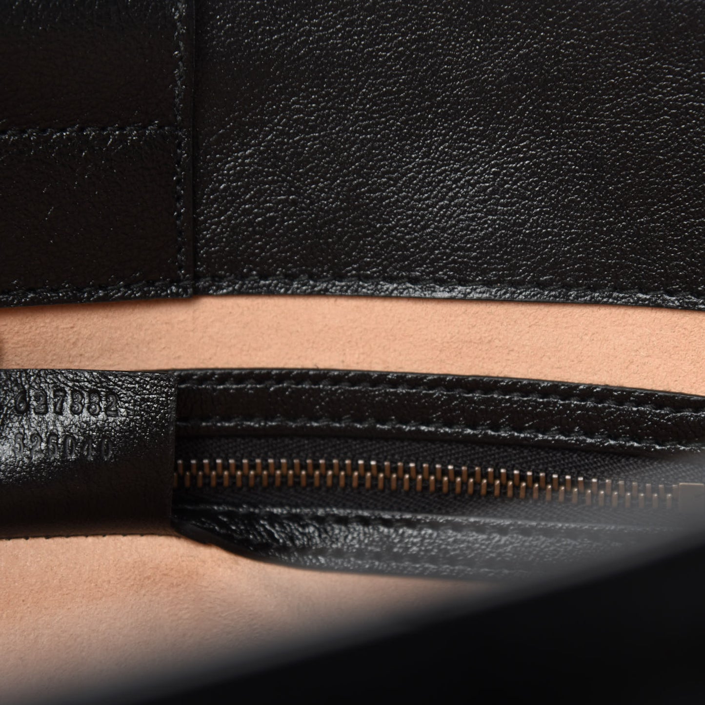 Azalea Calfskin Matelasse Diagonal GG Marmont Tote Bag Black