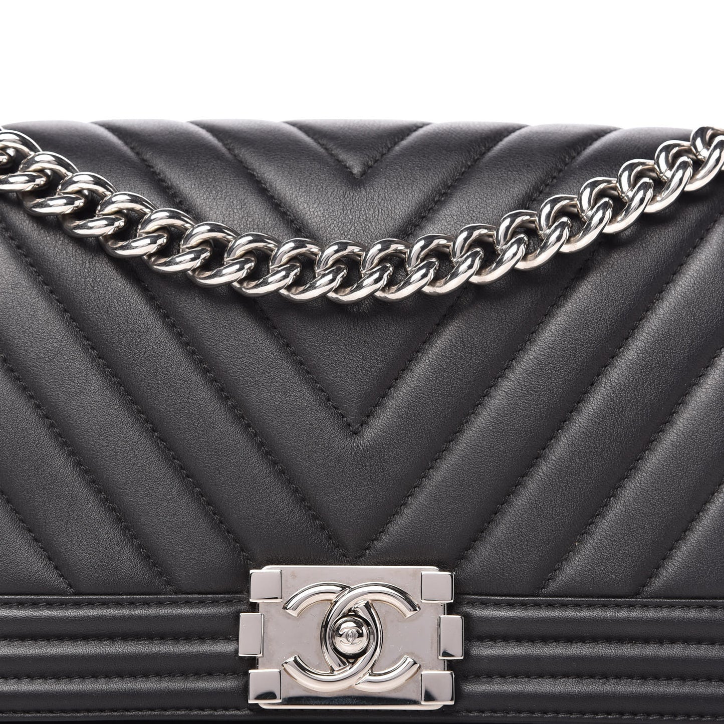 Calfskin Chevron Quilted Medium Boy Flap Black